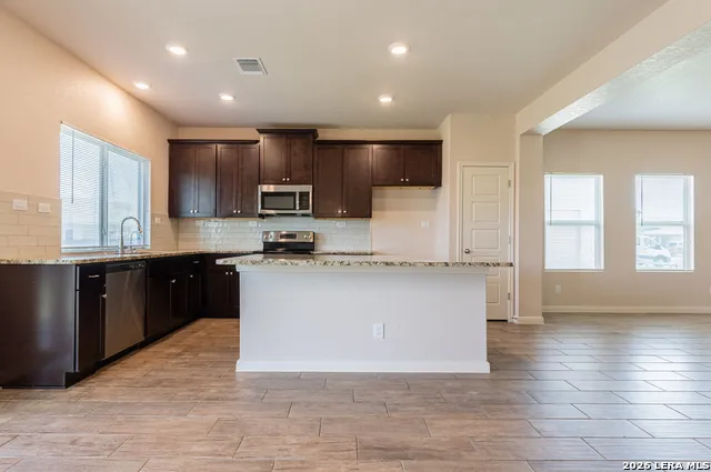 746 Farmers Dell New Braunfels, TX 78130