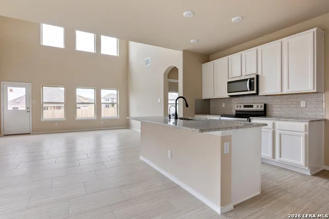 3640 WET CLOUD DR New Braunfels, TX 78130