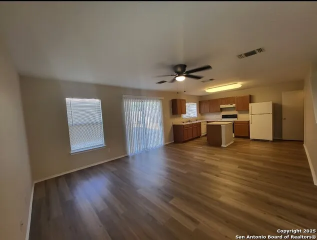 754 Pinafore ST San Antonio, TX 78253