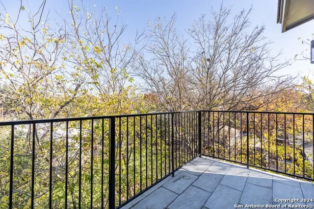 130 ROSE LN Unit 202 San Antonio, TX 78212