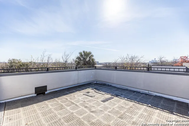 130 ROSE LN Unit 202 San Antonio, TX 78212