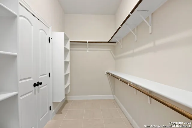 215 Park Circle Hondo, TX 78861