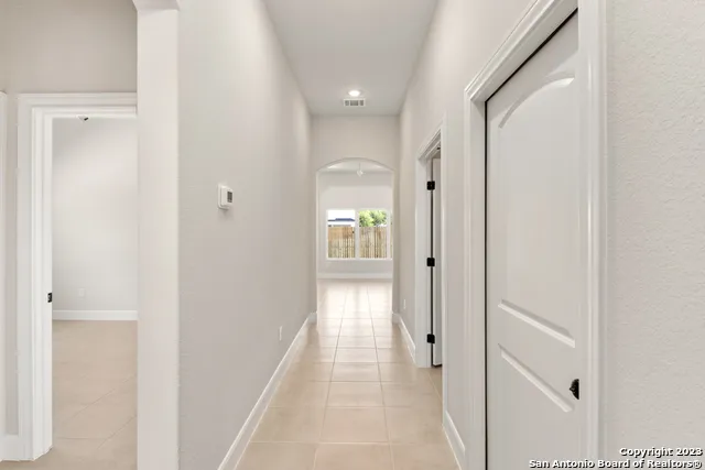 215 Park Circle Hondo, TX 78861