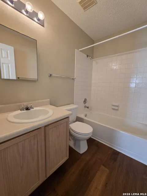 2303 DALHART PASS San Antonio, TX 78245