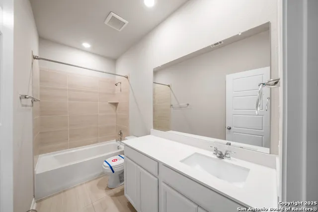 1220 Ella Xing New Braunfels, TX 78130