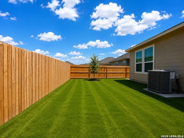 13535 Mudshark San Antonio, TX 78245