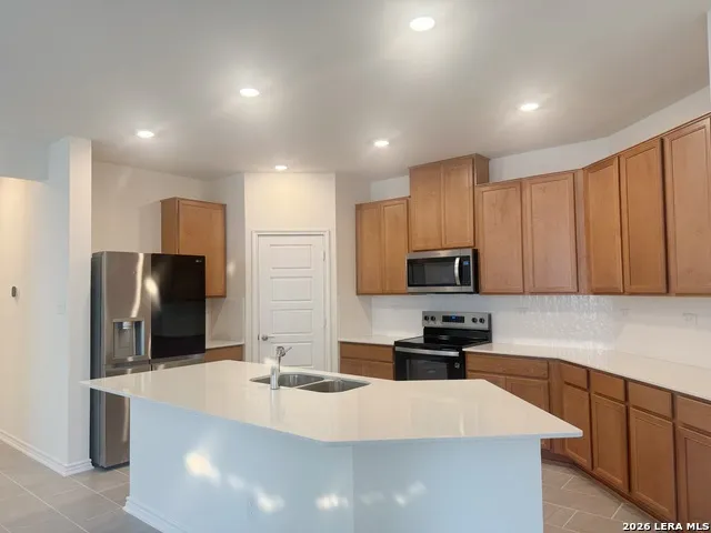 13535 Mudshark San Antonio, TX 78245