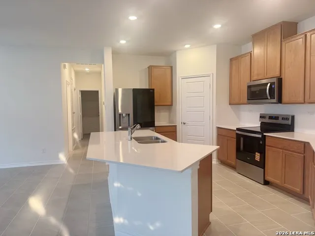 13535 Mudshark San Antonio, TX 78245