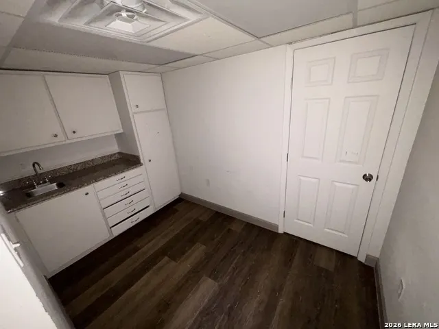 1302 S GENERAL MCMULLEN DR #102 San Antonio, TX 78237