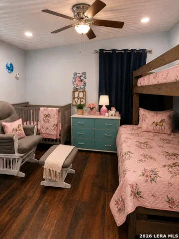 206 LEON KLINK ST Camp Wood, TX 78833
