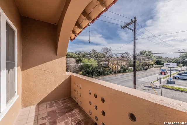 403 W HOLLYWOOD AVE San Antonio, TX 78212