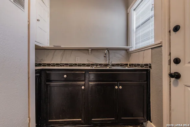 403 W HOLLYWOOD AVE San Antonio, TX 78212