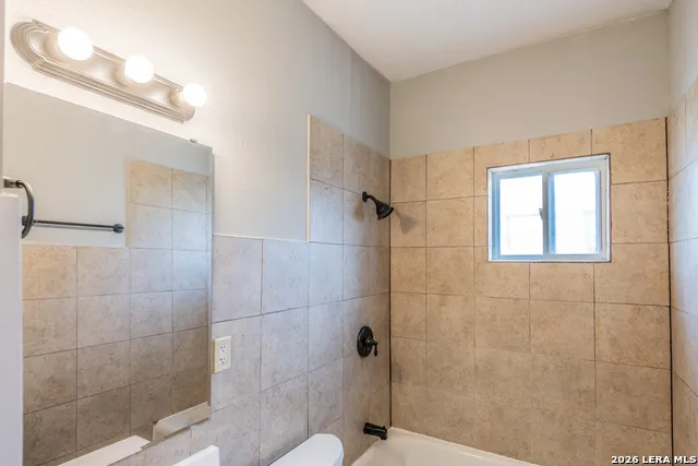 403 W HOLLYWOOD AVE San Antonio, TX 78212