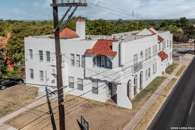 403 W HOLLYWOOD AVE San Antonio, TX 78212