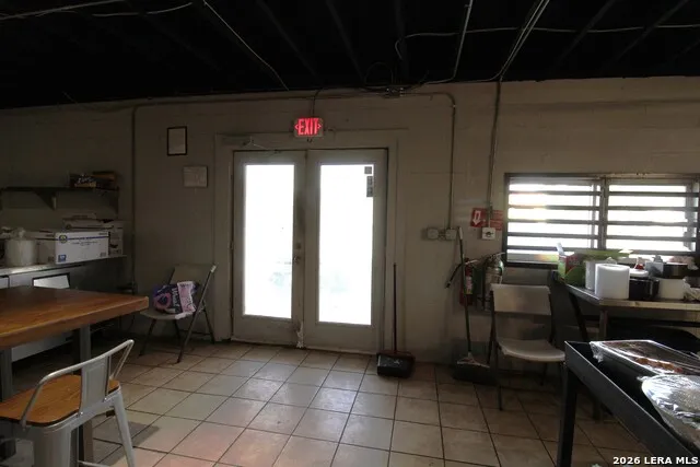 920 West San Antonio, TX 78201