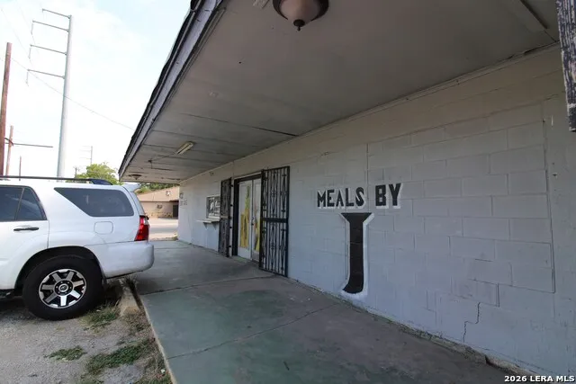 920 West San Antonio, TX 78201