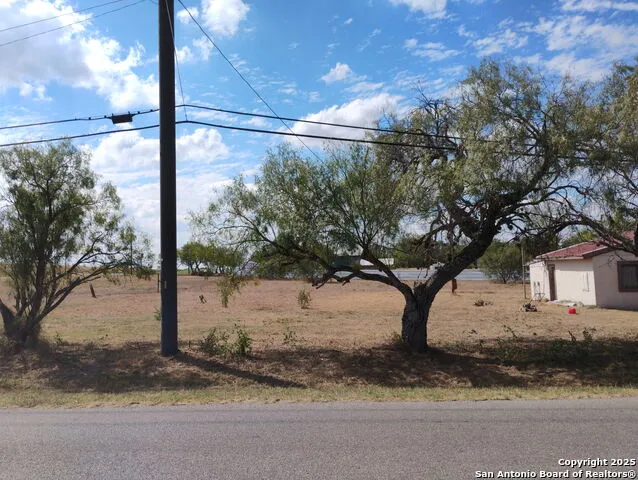 17095 Old Corpus Christi Elmendorf, TX 78112