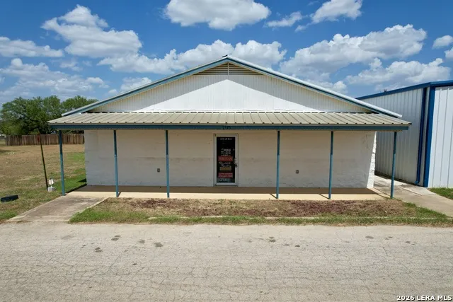 1375 JR BLVD Pleasanton, TX 78064