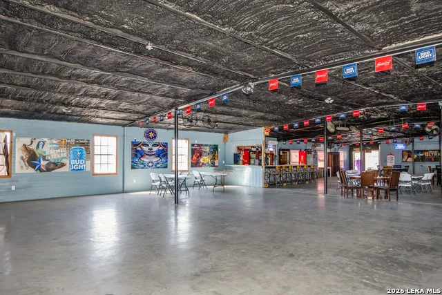 176 COUNTY ROAD 304 Orange Grove, TX 78372