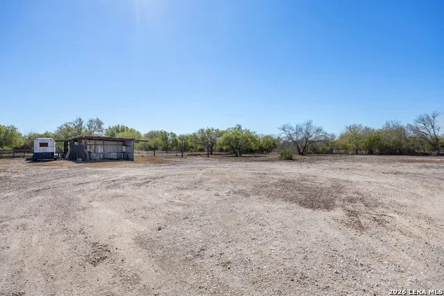 176 COUNTY ROAD 304 Orange Grove, TX 78372