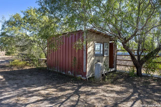 176 COUNTY ROAD 304 Orange Grove, TX 78372
