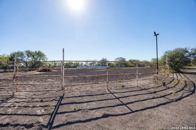 176 COUNTY ROAD 304 Orange Grove, TX 78372