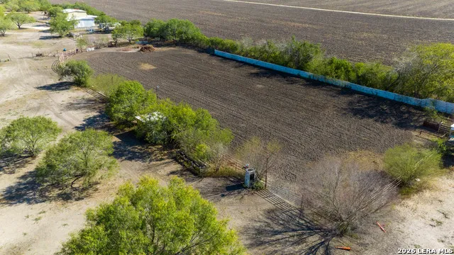 176 COUNTY ROAD 304 Orange Grove, TX 78372