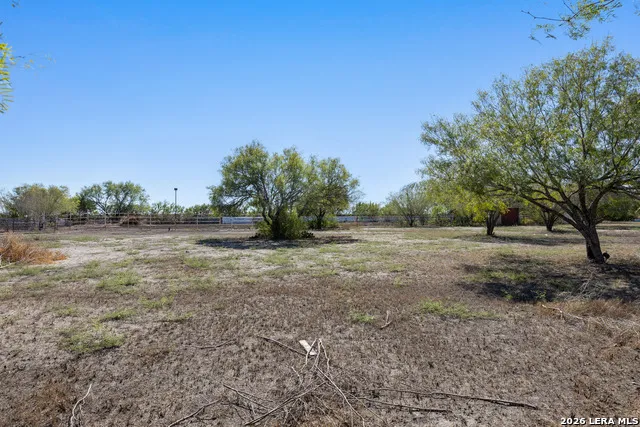 176 COUNTY ROAD 304 Orange Grove, TX 78372