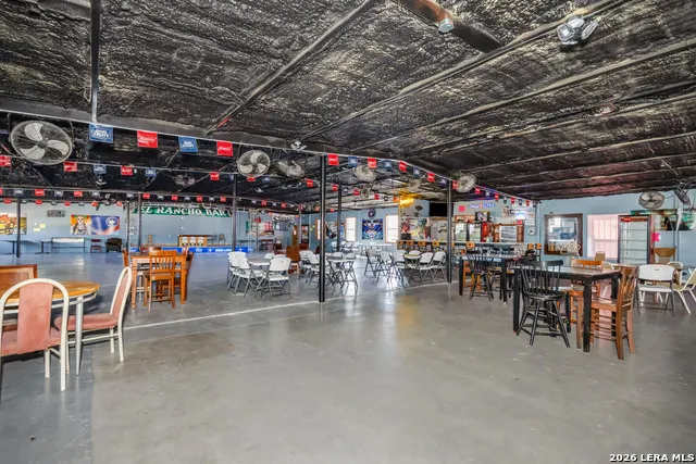 176 COUNTY ROAD 304 Orange Grove, TX 78372