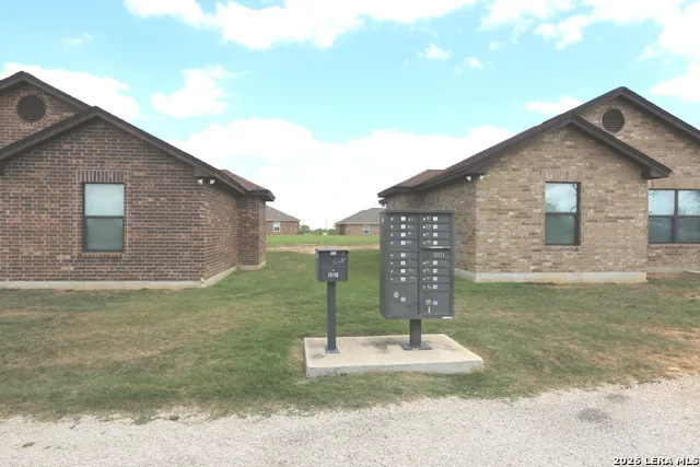 16020 US HIGHWAY 87 West Adkins, TX 78101