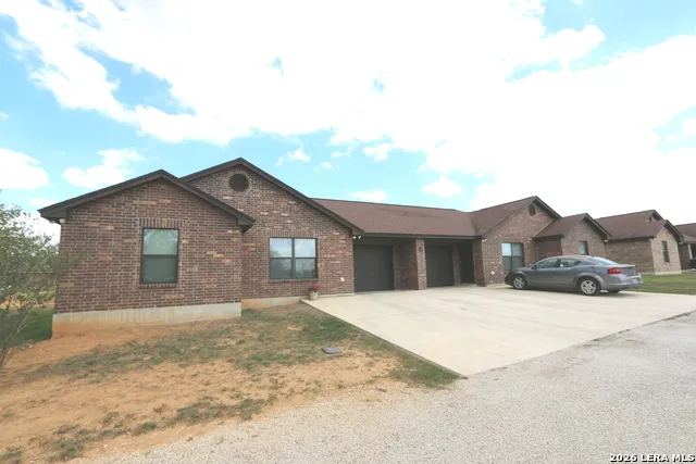 16020 US HIGHWAY 87 West Adkins, TX 78101