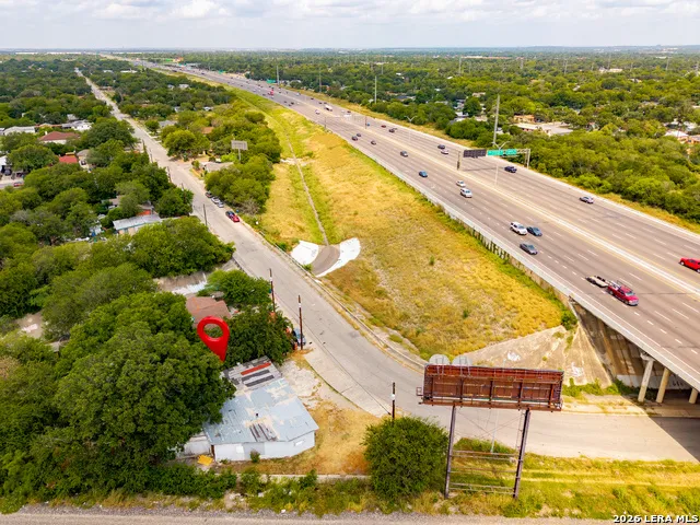 206 Menefee Blvd San Antonio, TX 78207