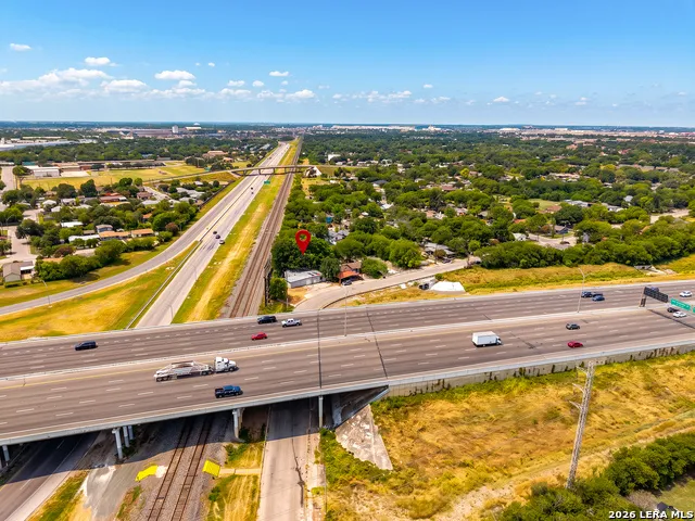 206 Menefee Blvd San Antonio, TX 78207