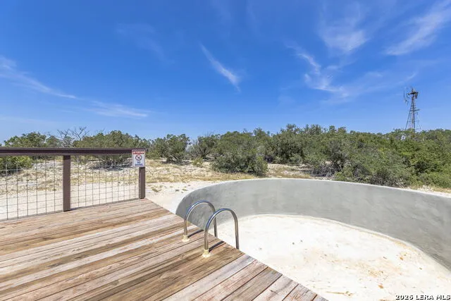 1479 Sd 65035 Rocksprings, TX 78880