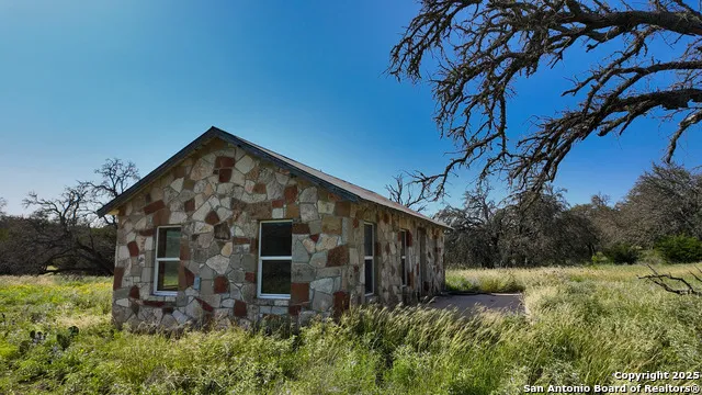 857 Dallas-Josie Harper, TX 78631