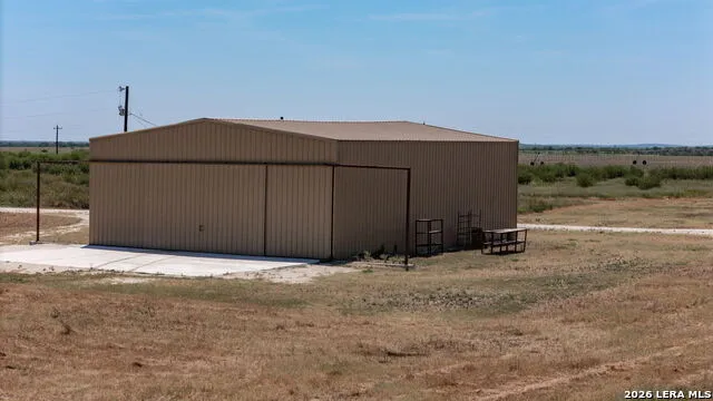 2100 S FM 187 Sabinal, TX 78881