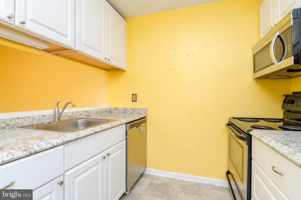 6 CEDAR VALLEY PLACE #204 Baltimore, MD 21221