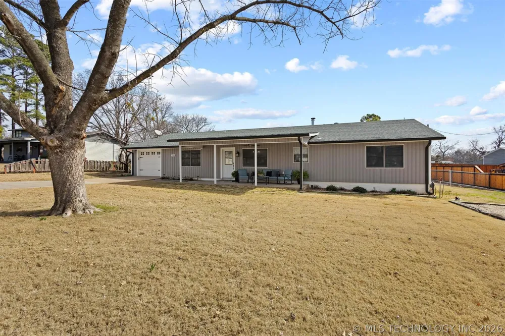 3966 Ski Line Drive Kingston, OK 73439
