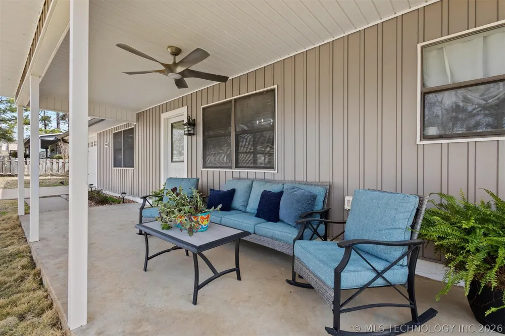 3966 Ski Line Drive Kingston, OK 73439