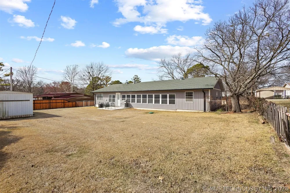 3966 Ski Line Drive Kingston, OK 73439