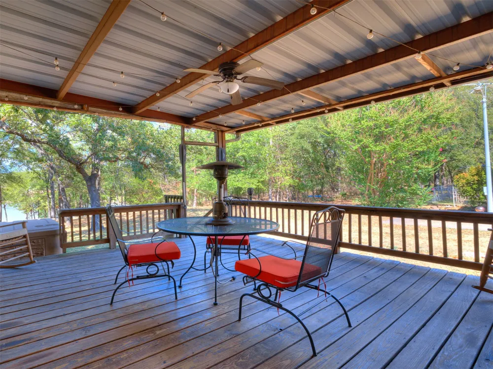 417861 E Branum S Checotah, OK 74426