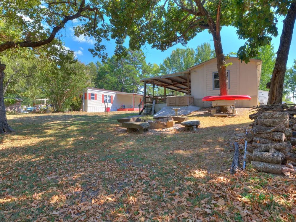 417861 E Branum S Checotah, OK 74426