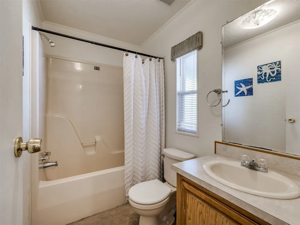 417861 E Branum S Checotah, OK 74426