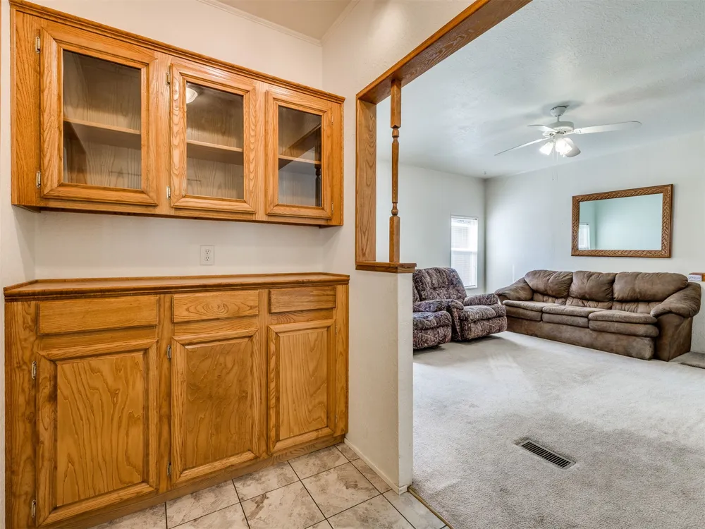 417861 E Branum S Checotah, OK 74426