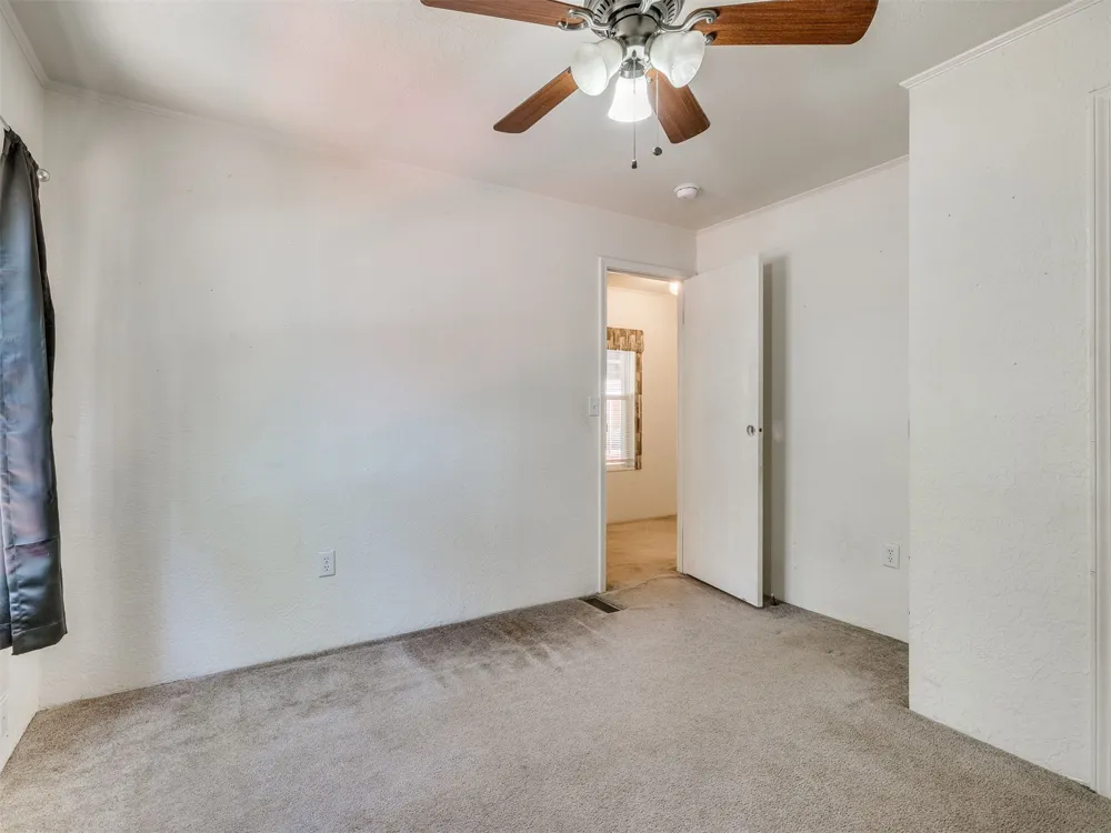 417861 E Branum S Checotah, OK 74426