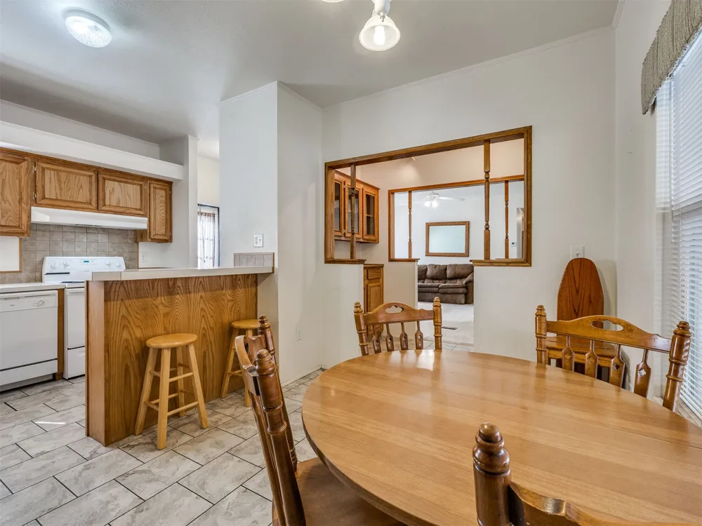 417861 E Branum S Checotah, OK 74426