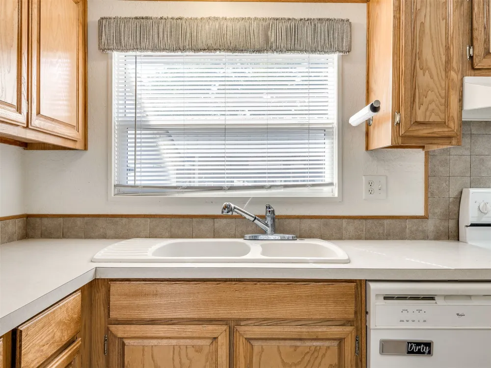 417861 E Branum S Checotah, OK 74426