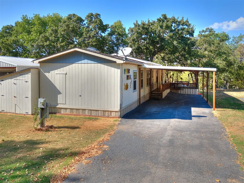 417861 E Branum S Checotah, OK 74426