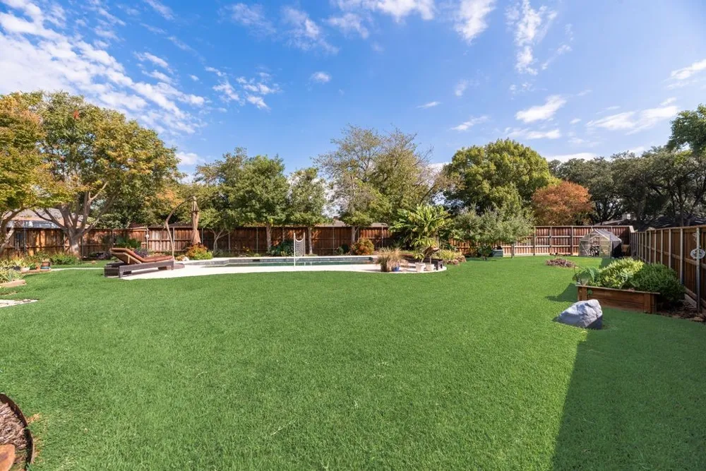 2305 Mccoy Court Carrollton, TX 75006