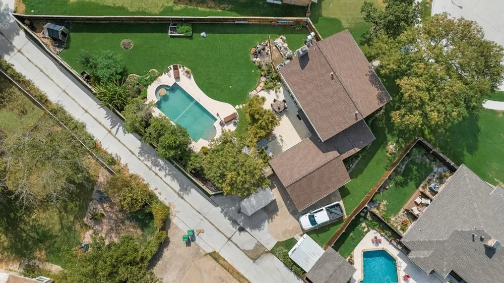 2305 Mccoy Court Carrollton, TX 75006